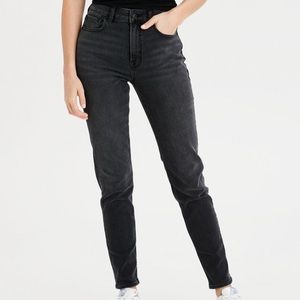 American Eagle High Rise Black Mom Jeans